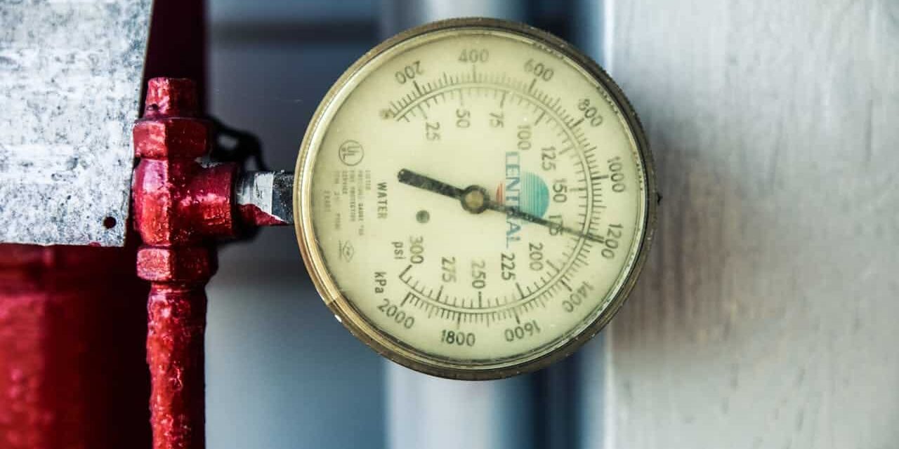 water pressure gauge